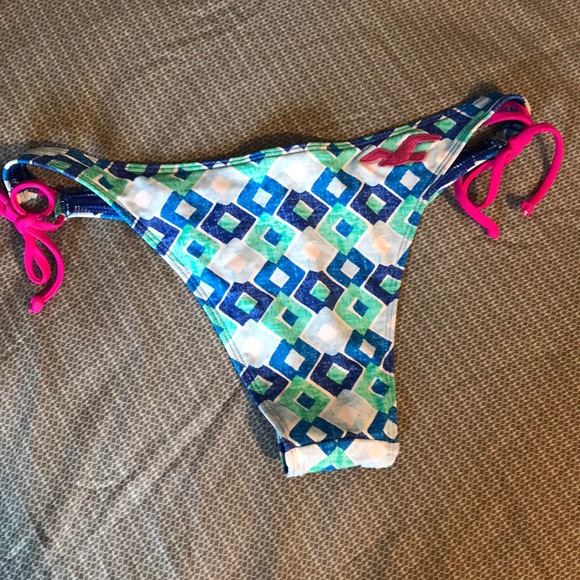 NEW Hollister Swim Bottoms - Picture 4 of 4